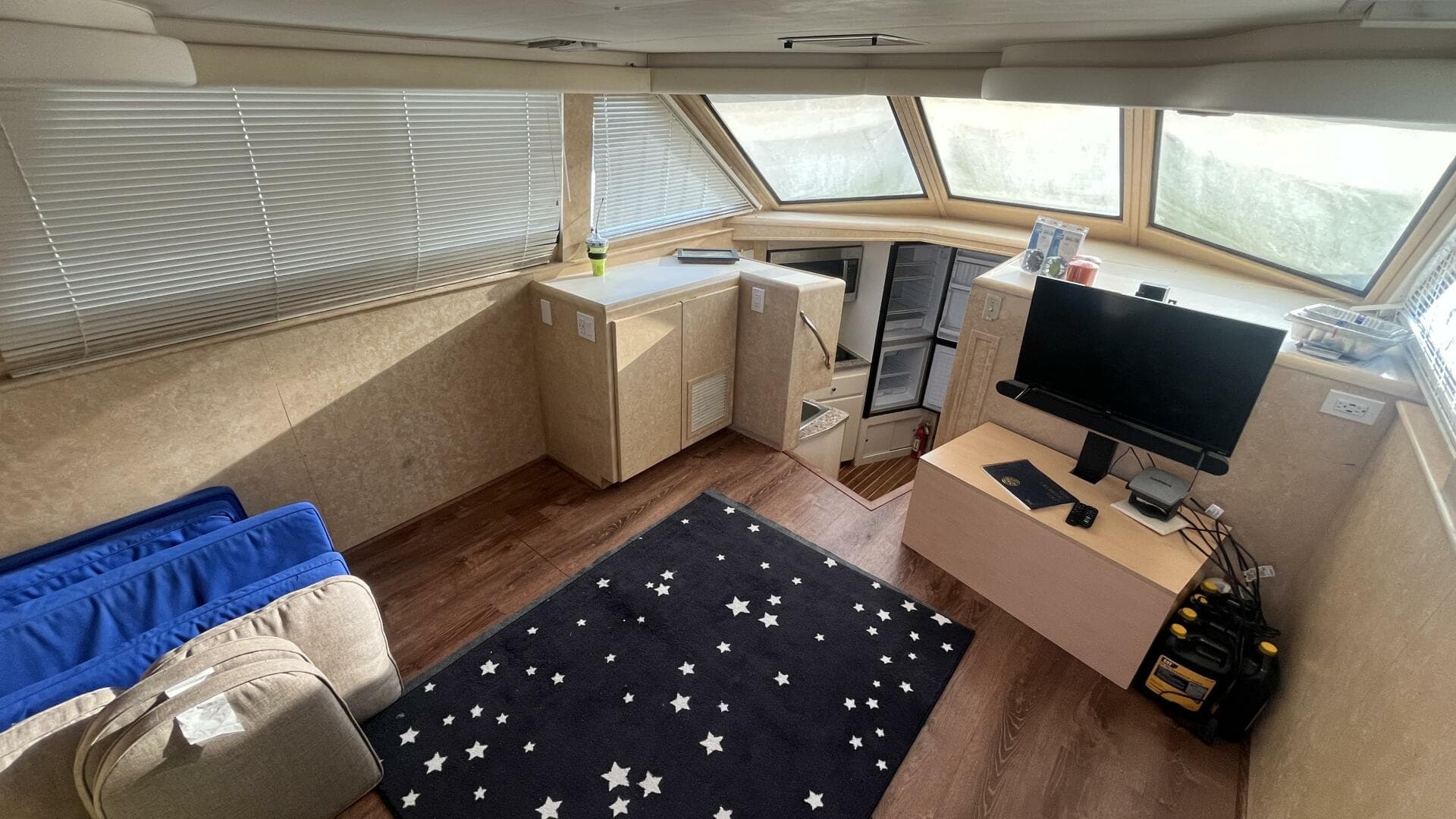 1994 Hatteras Double Cabin — photo 29