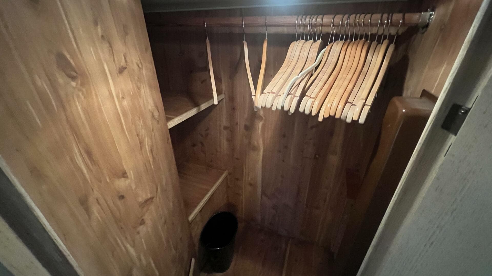 1994 Hatteras Double Cabin — photo 48