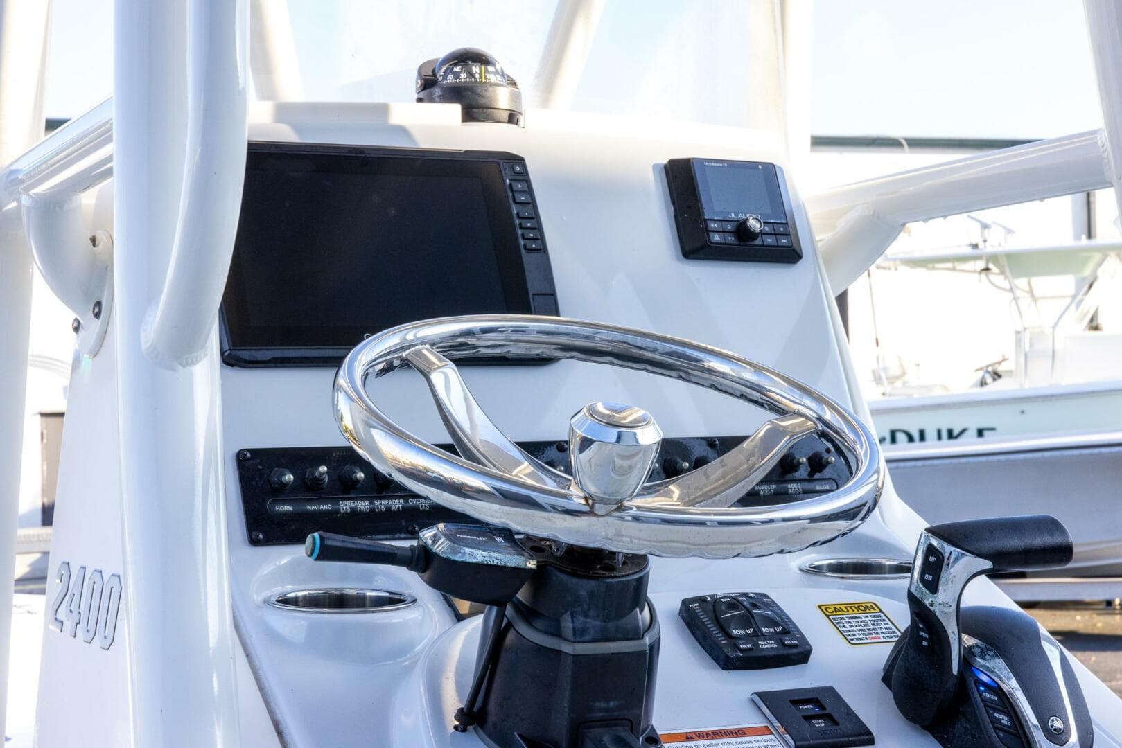 2021 Pathfinder 2400 Trs — photo 31