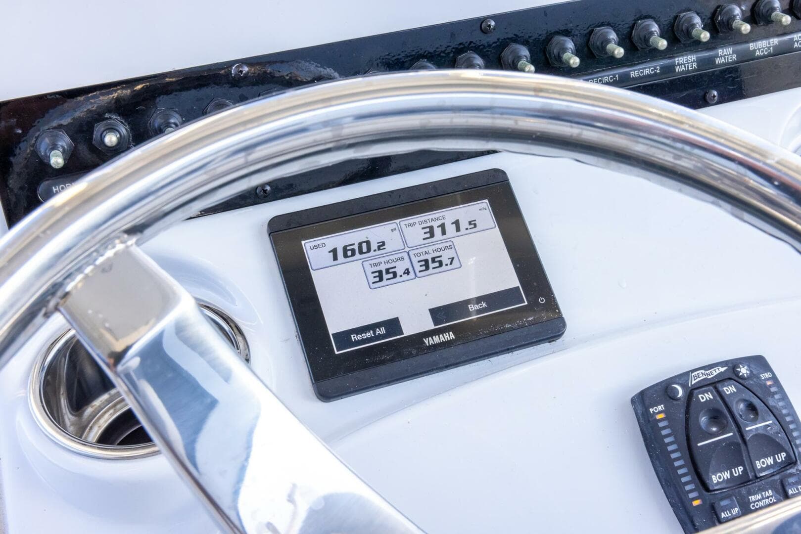 2021 Pathfinder 2400 Trs — photo 33