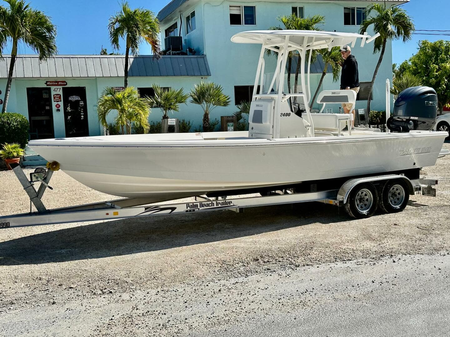 2021 Pathfinder 2400 Trs — photo 12