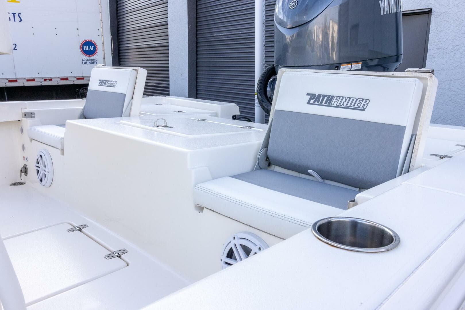 2021 Pathfinder 2400 Trs — photo 19