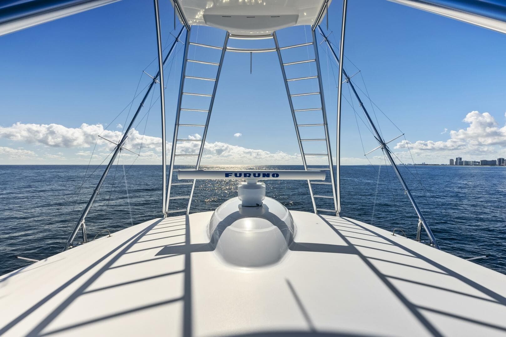 2019 Viking 80 Convertible — photo 30