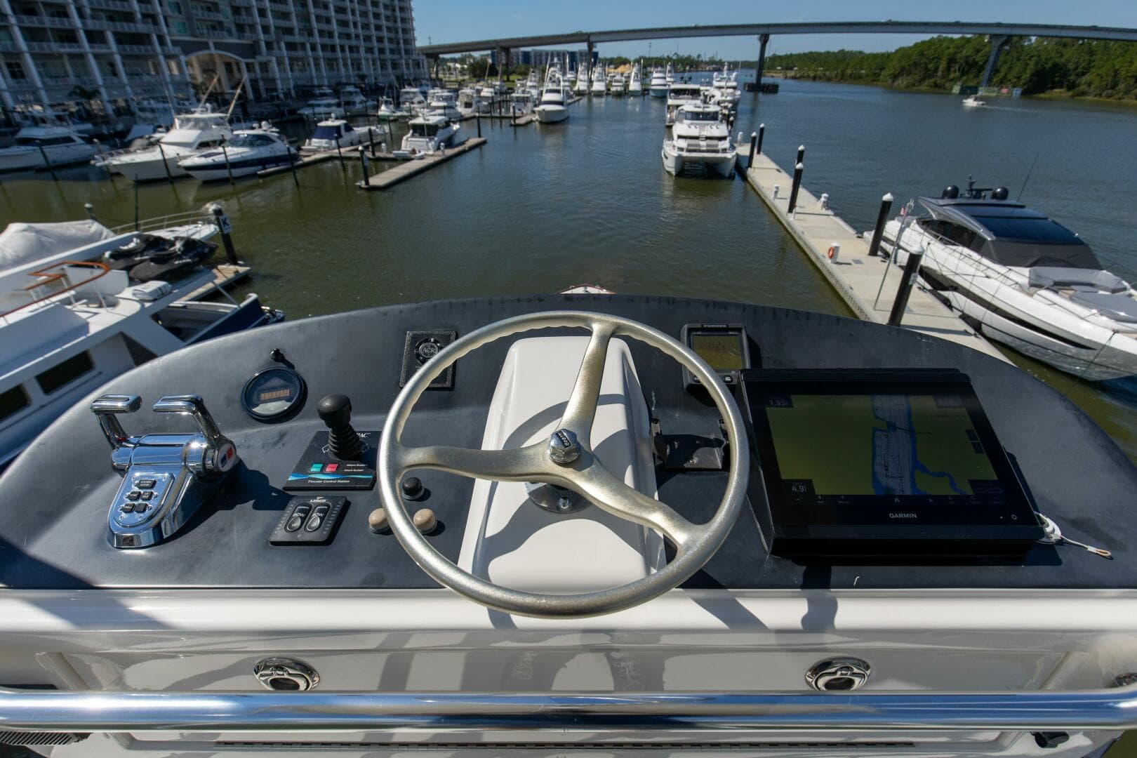 2005 Whiticar 76 Enclosed Bridge — photo 53