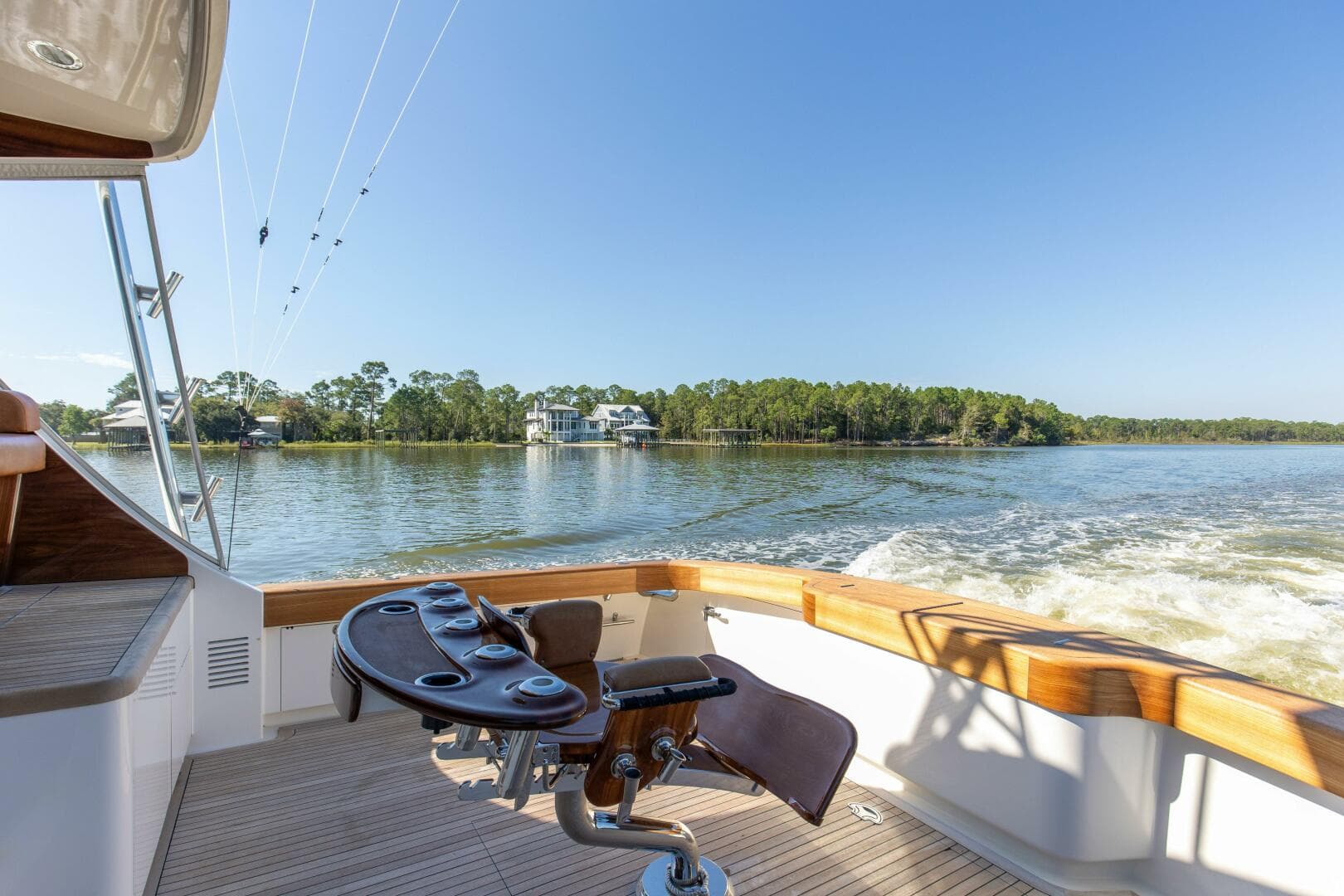 2005 Whiticar 76 Enclosed Bridge — photo 34