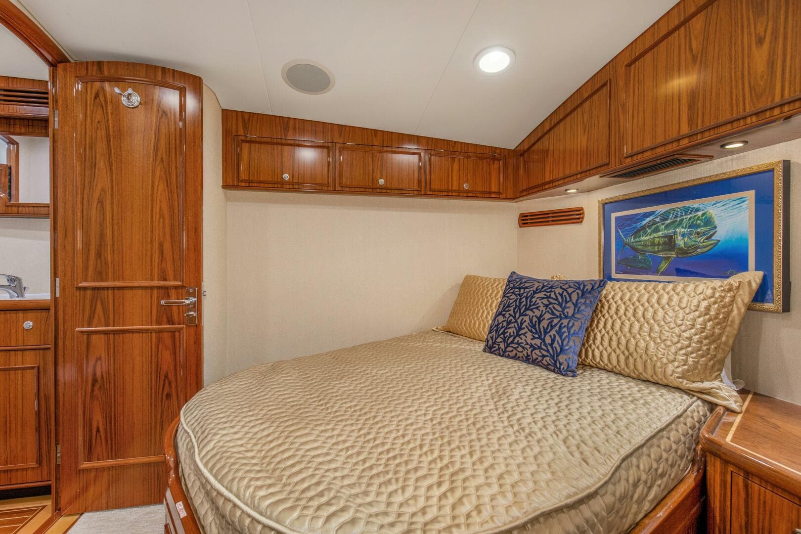 2005 Whiticar 76 Enclosed Bridge — photo 32