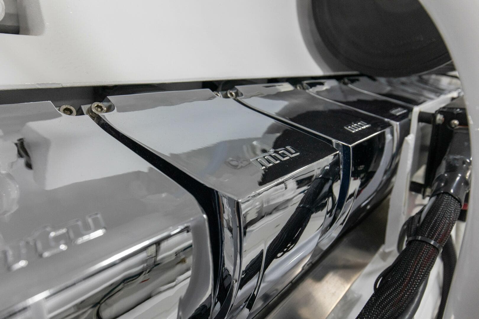 2005 Whiticar 76 Enclosed Bridge — photo 63