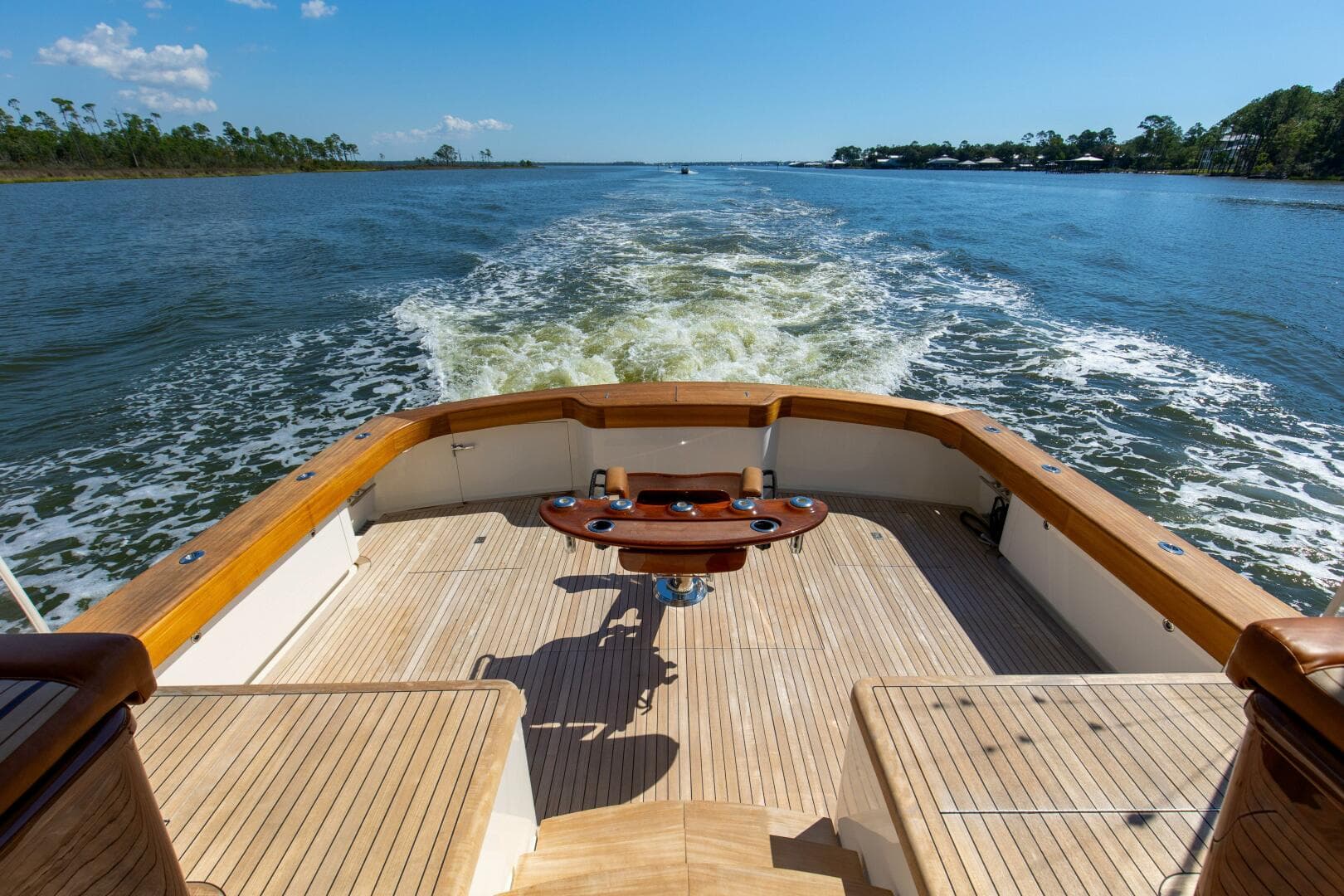 2005 Whiticar 76 Enclosed Bridge — photo 39