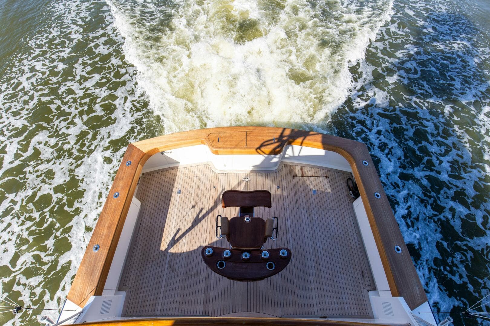 2005 Whiticar 76 Enclosed Bridge — photo 40