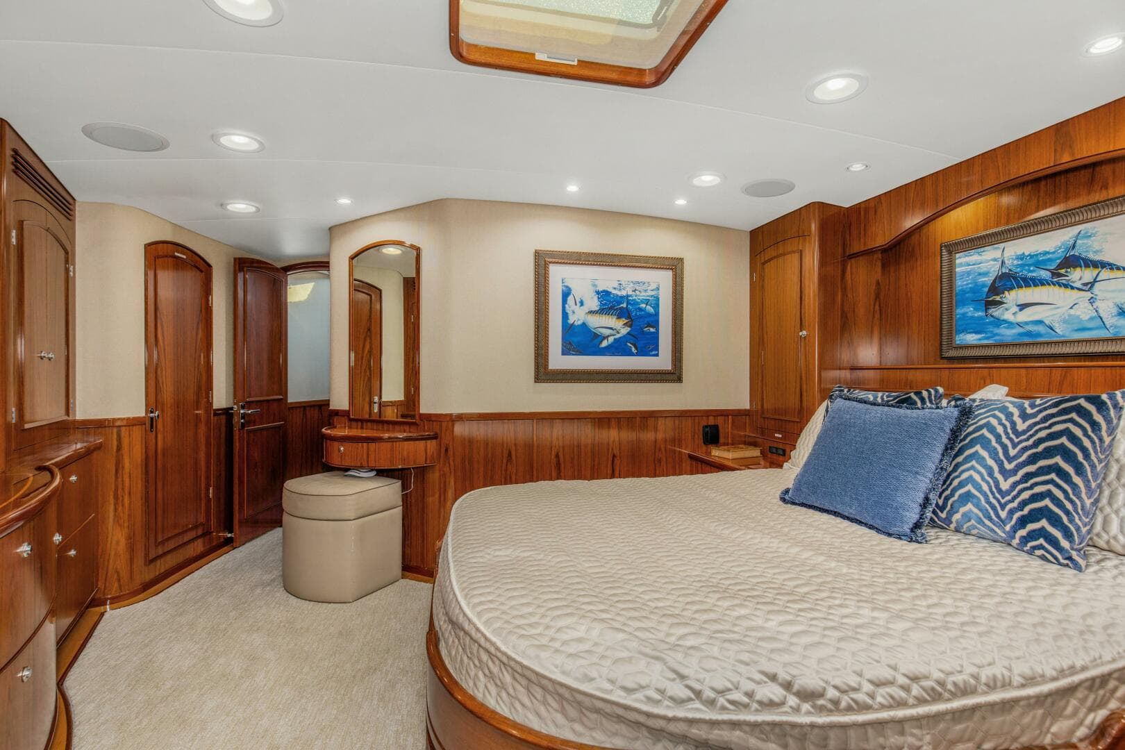 2005 Whiticar 76 Enclosed Bridge — photo 21