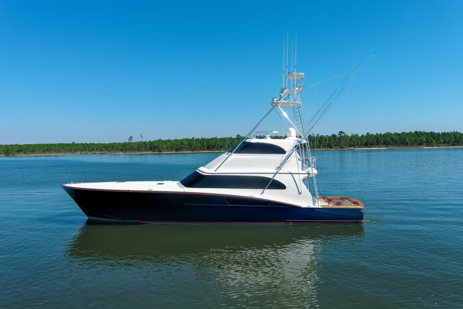 2005 Whiticar 76 Enclosed Bridge — photo 70