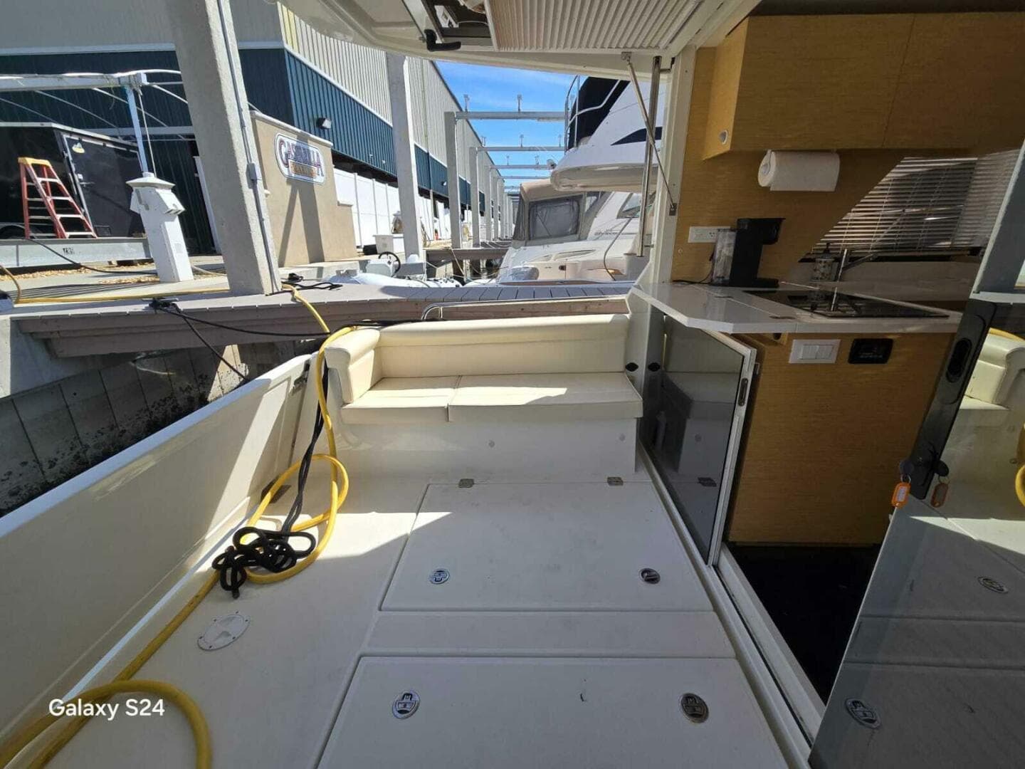 2020 Greenline 39 E-Drive — photo 11