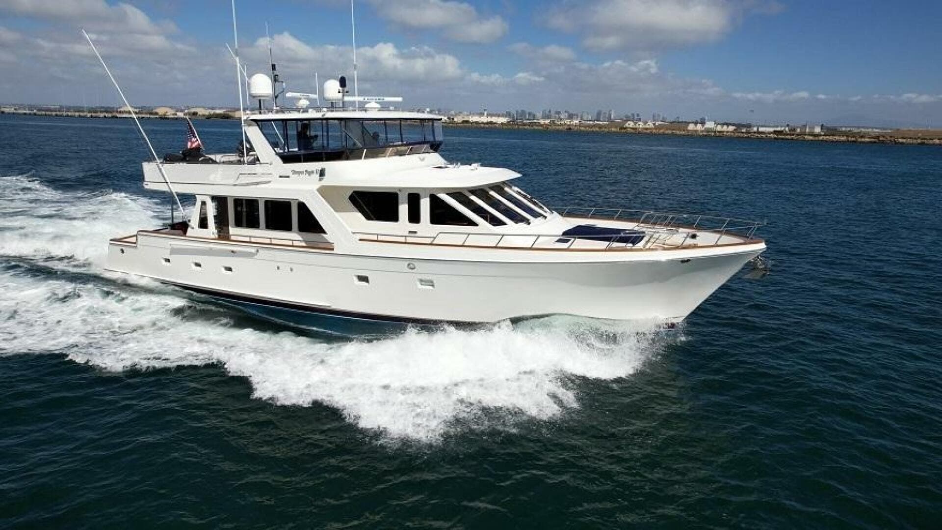 2005 Offshore Yachts — photo 3