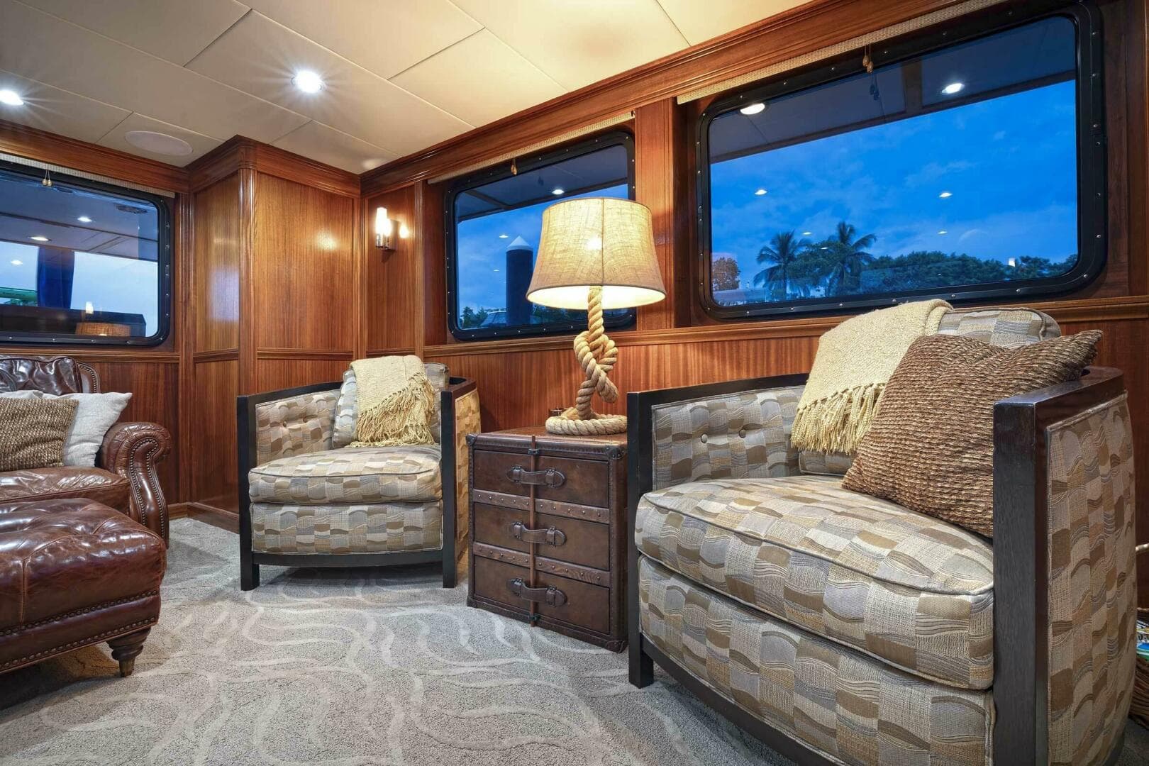 2010 Allseas — photo 4