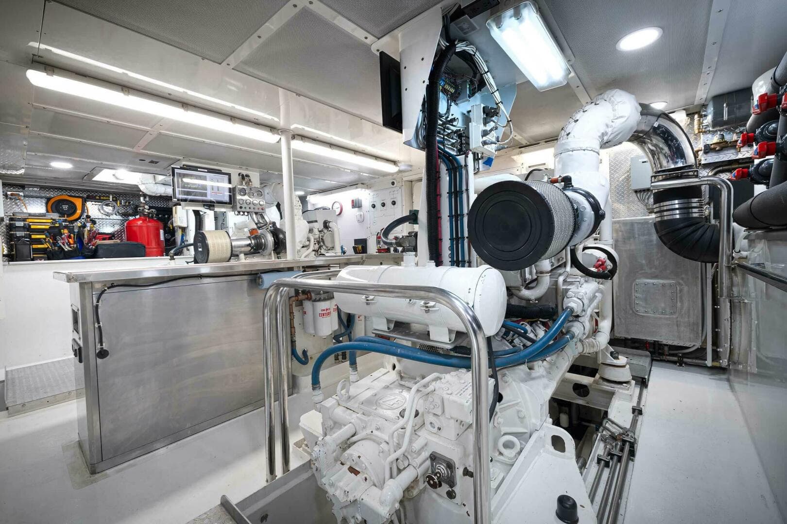 2010 Allseas — photo 28