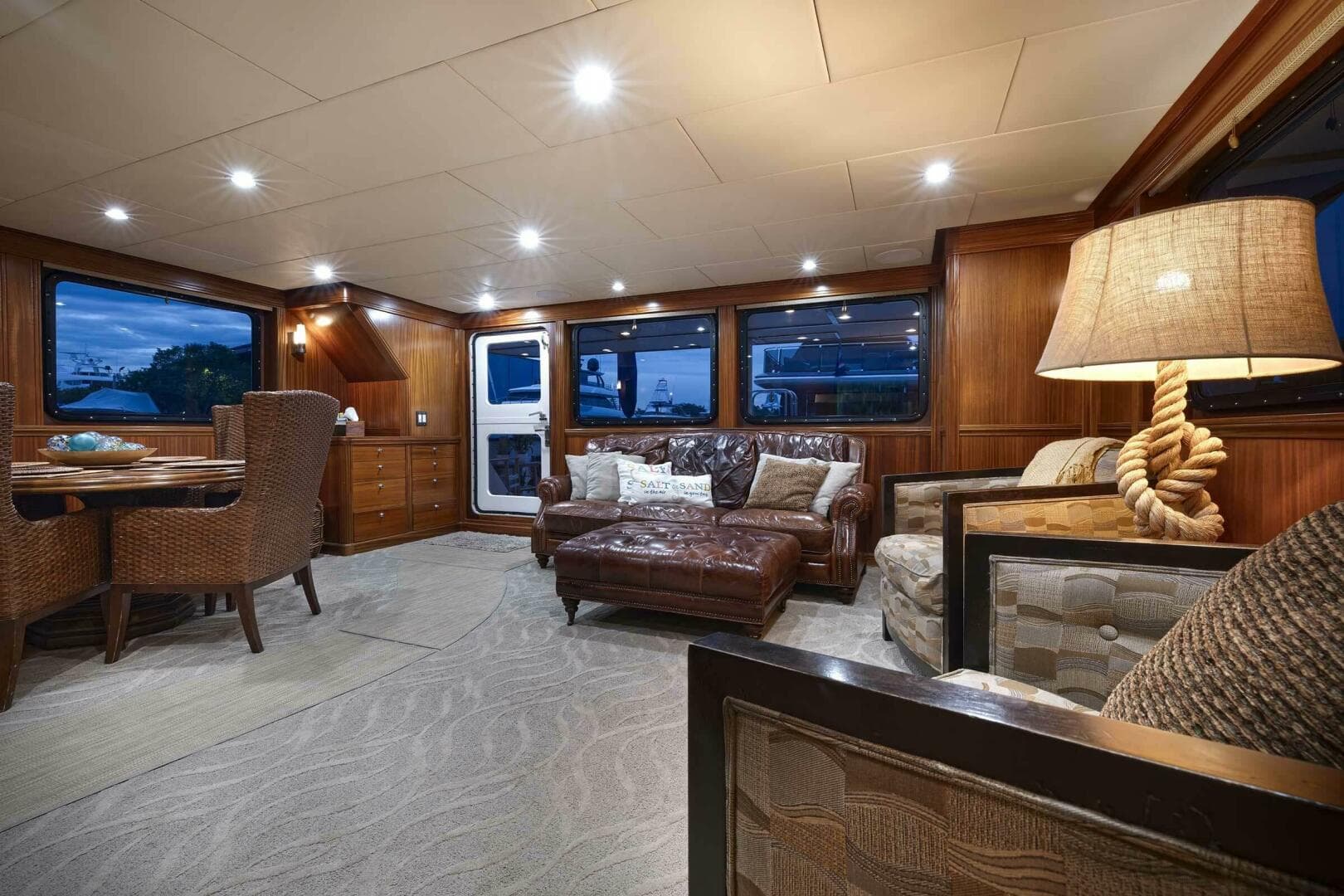 2010 Allseas — photo 3