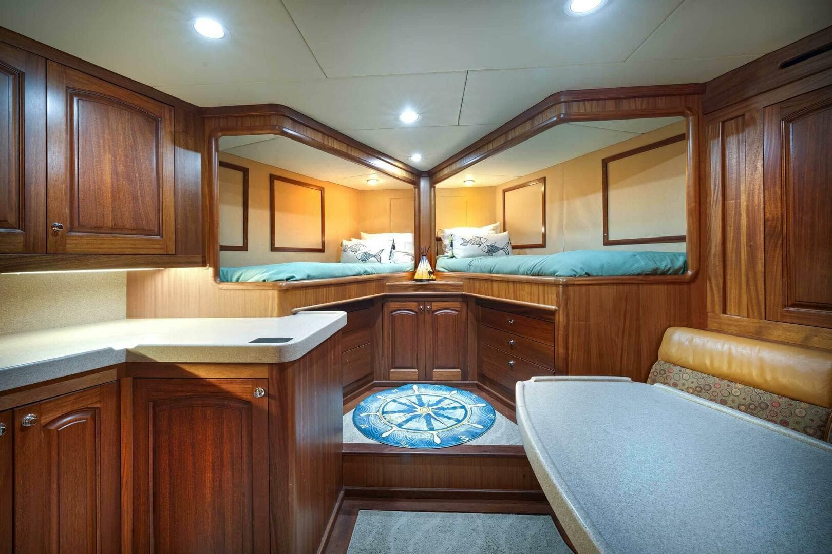 2010 Allseas — photo 8