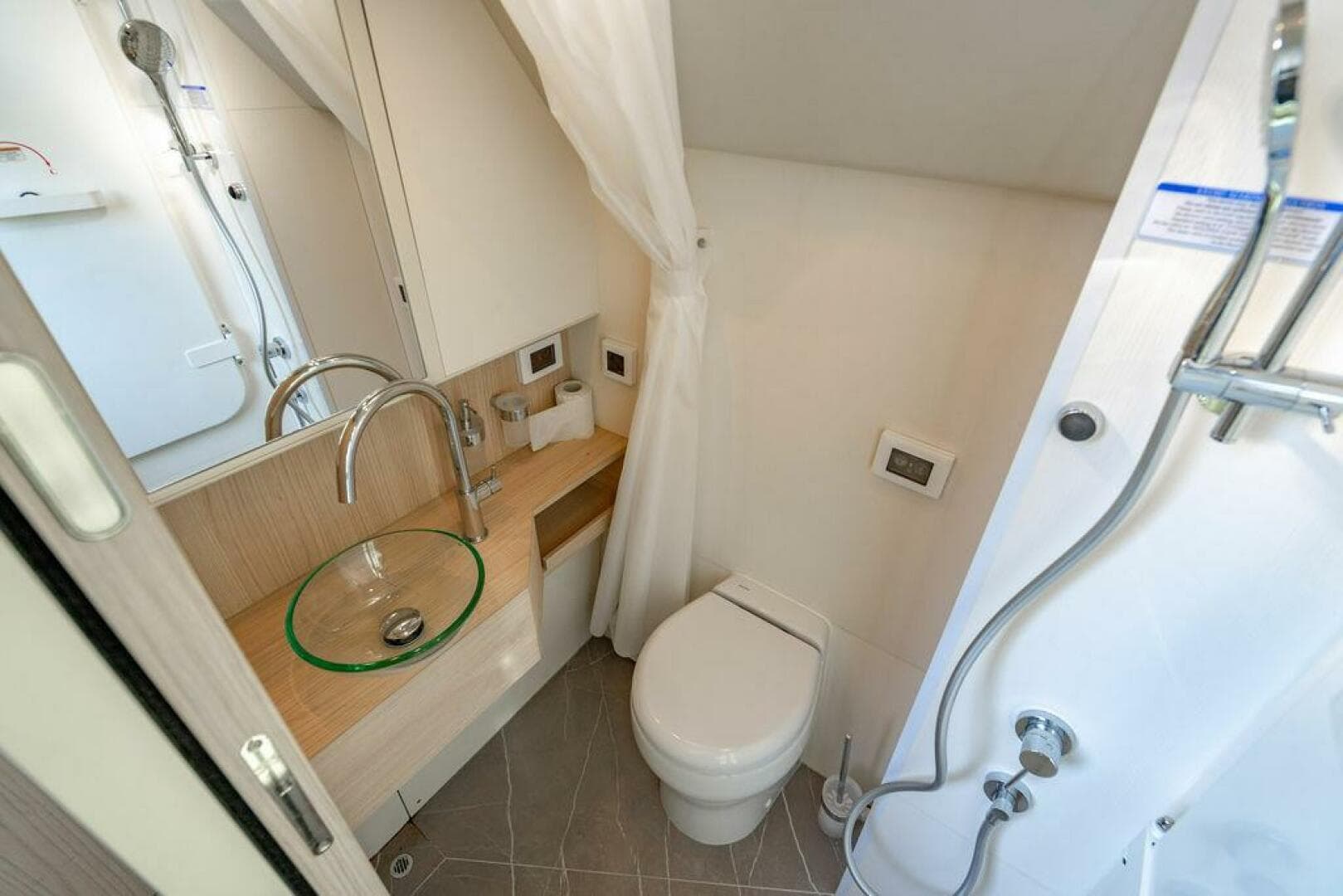 2023 Absolute Navetta — photo 44