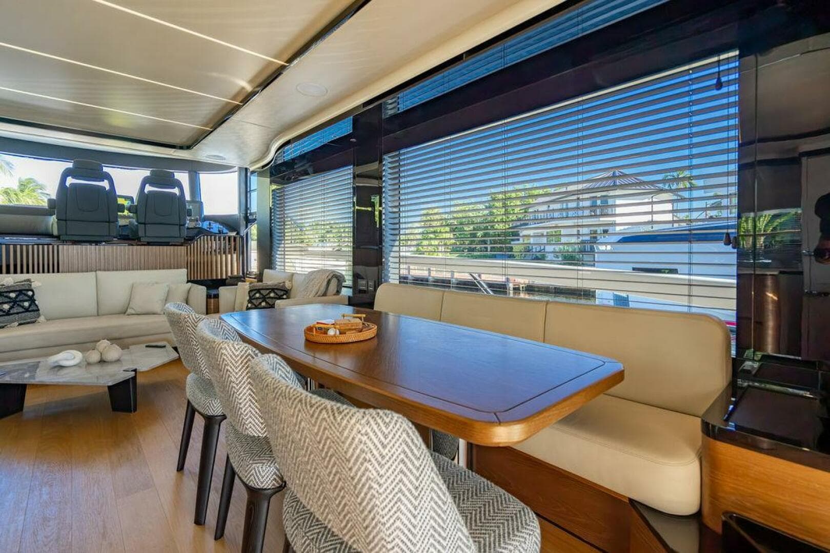 2023 Absolute Navetta — photo 18