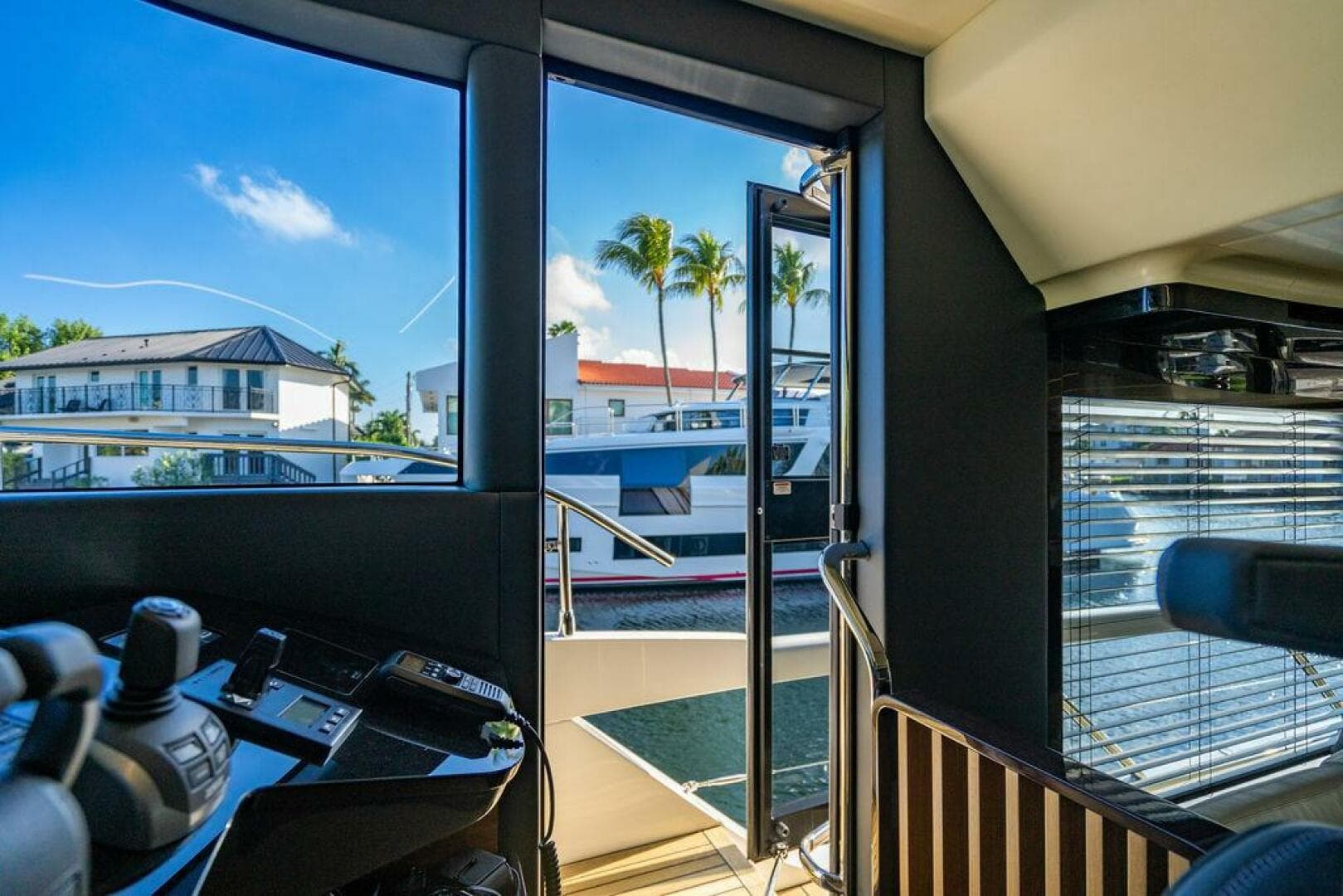 2023 Absolute Navetta — photo 24