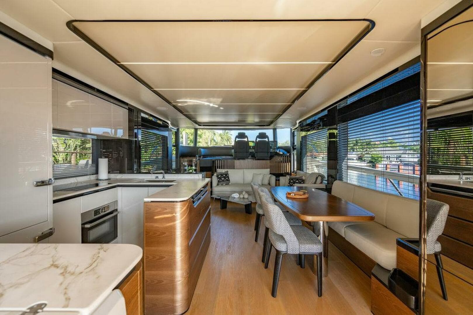 2023 Absolute Navetta — photo 8