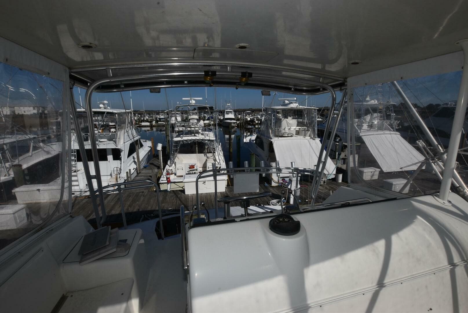 1996 Hatteras 50 Convertilble — photo 35