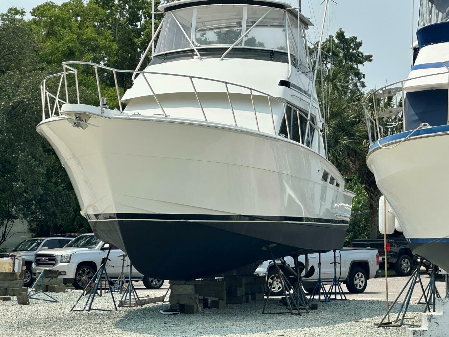 1996 Hatteras 50 Convertilble — photo 4