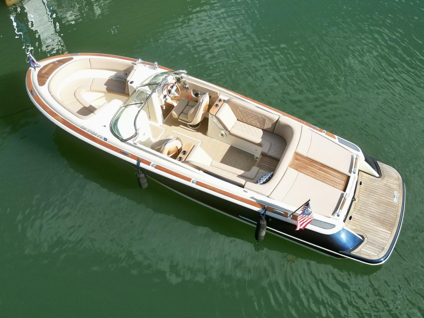 2018 Chris-Craft Launch 27 Heritage Trim Edition - Surf — photo 5