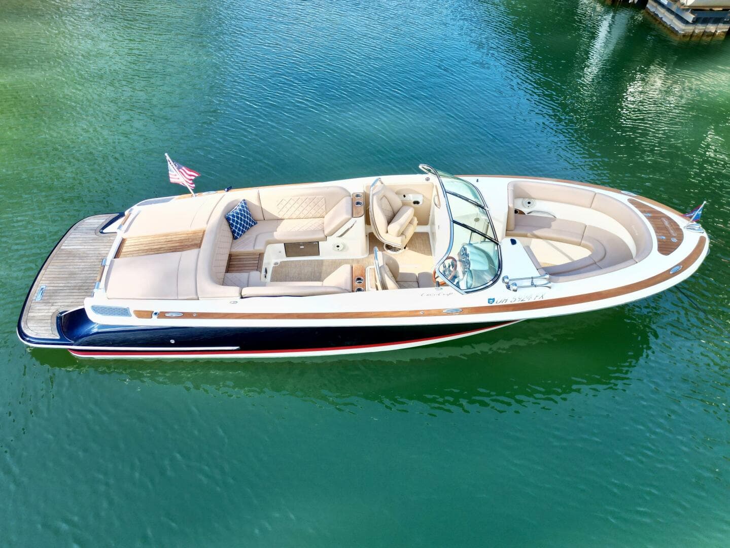 2018 Chris-Craft Launch 27 Heritage Trim Edition - Surf — photo 3