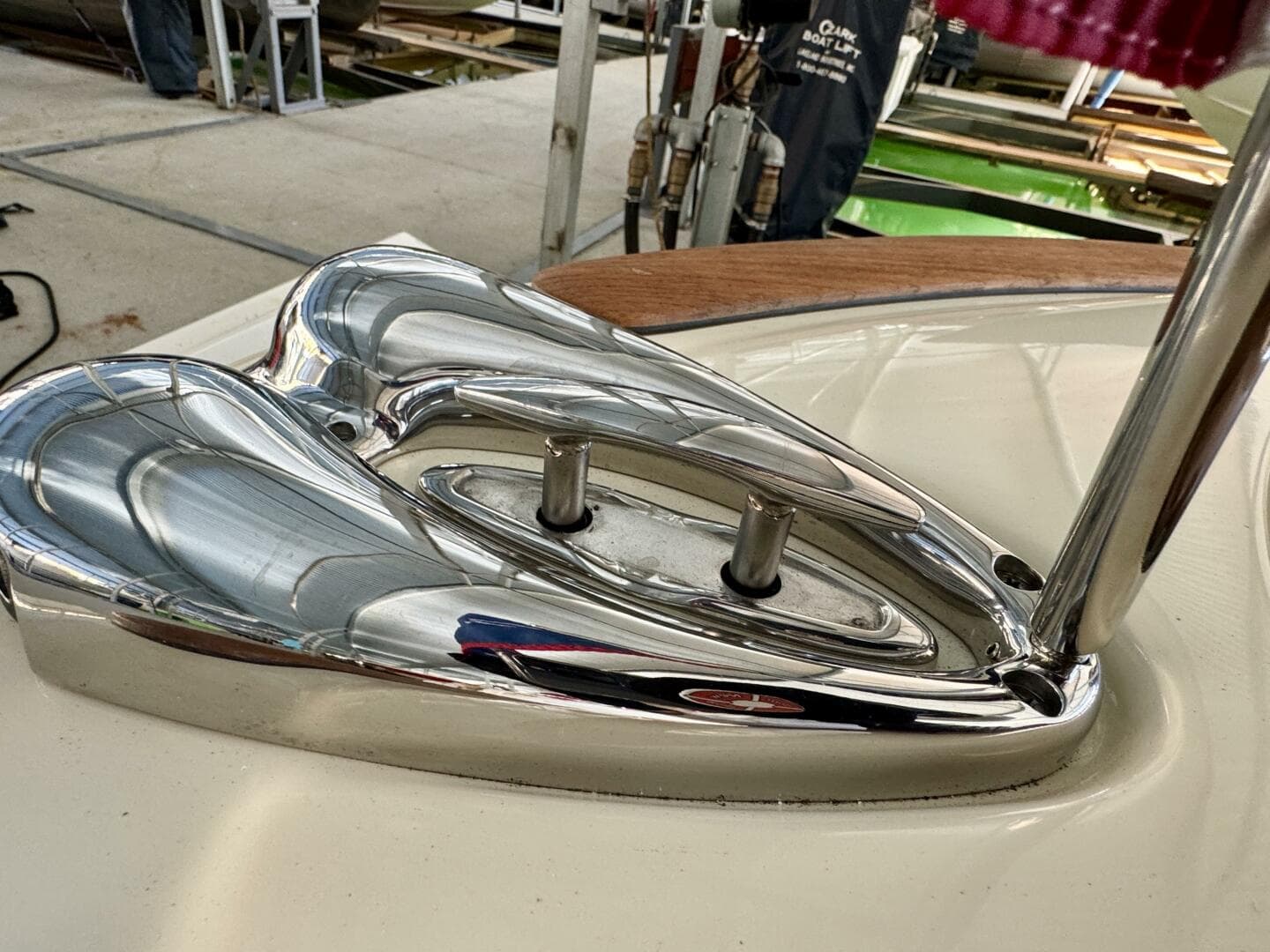 2018 Chris-Craft Launch 27 Heritage Trim Edition - Surf — photo 51