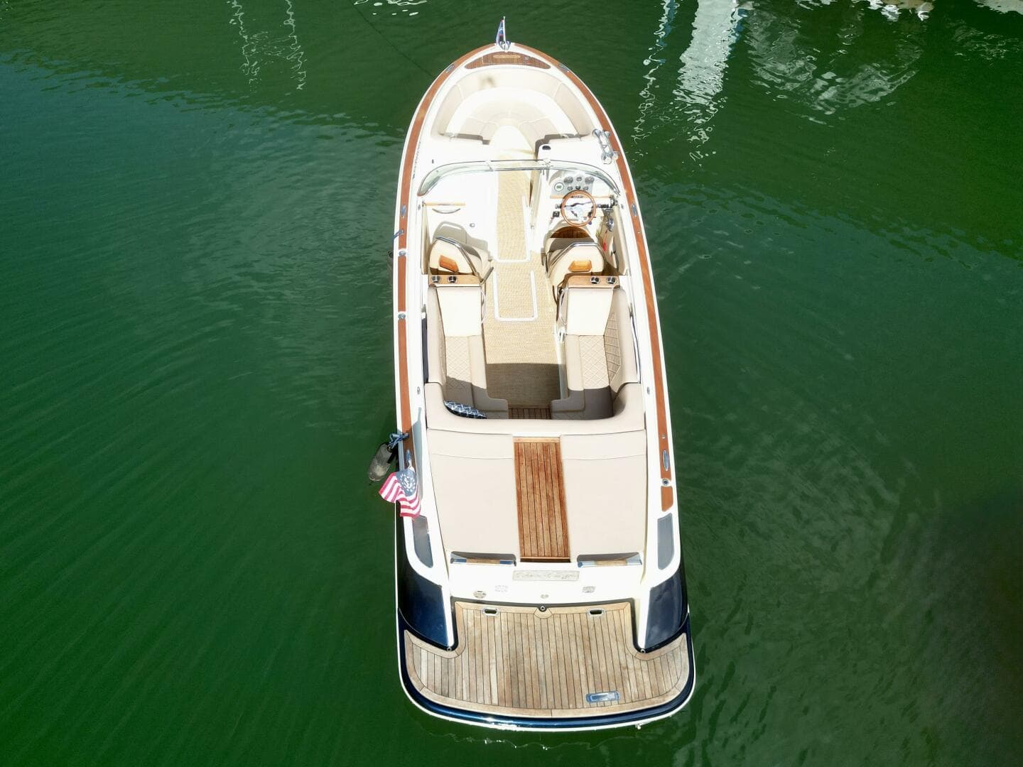 2018 Chris-Craft Launch 27 Heritage Trim Edition - Surf — photo 4