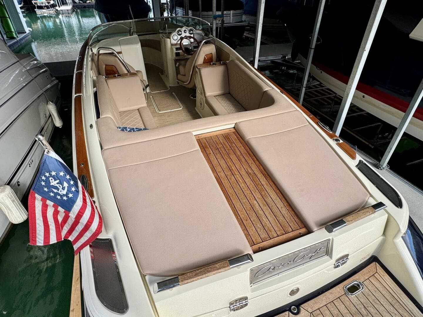 2018 Chris-Craft Launch 27 Heritage Trim Edition - Surf — photo 14