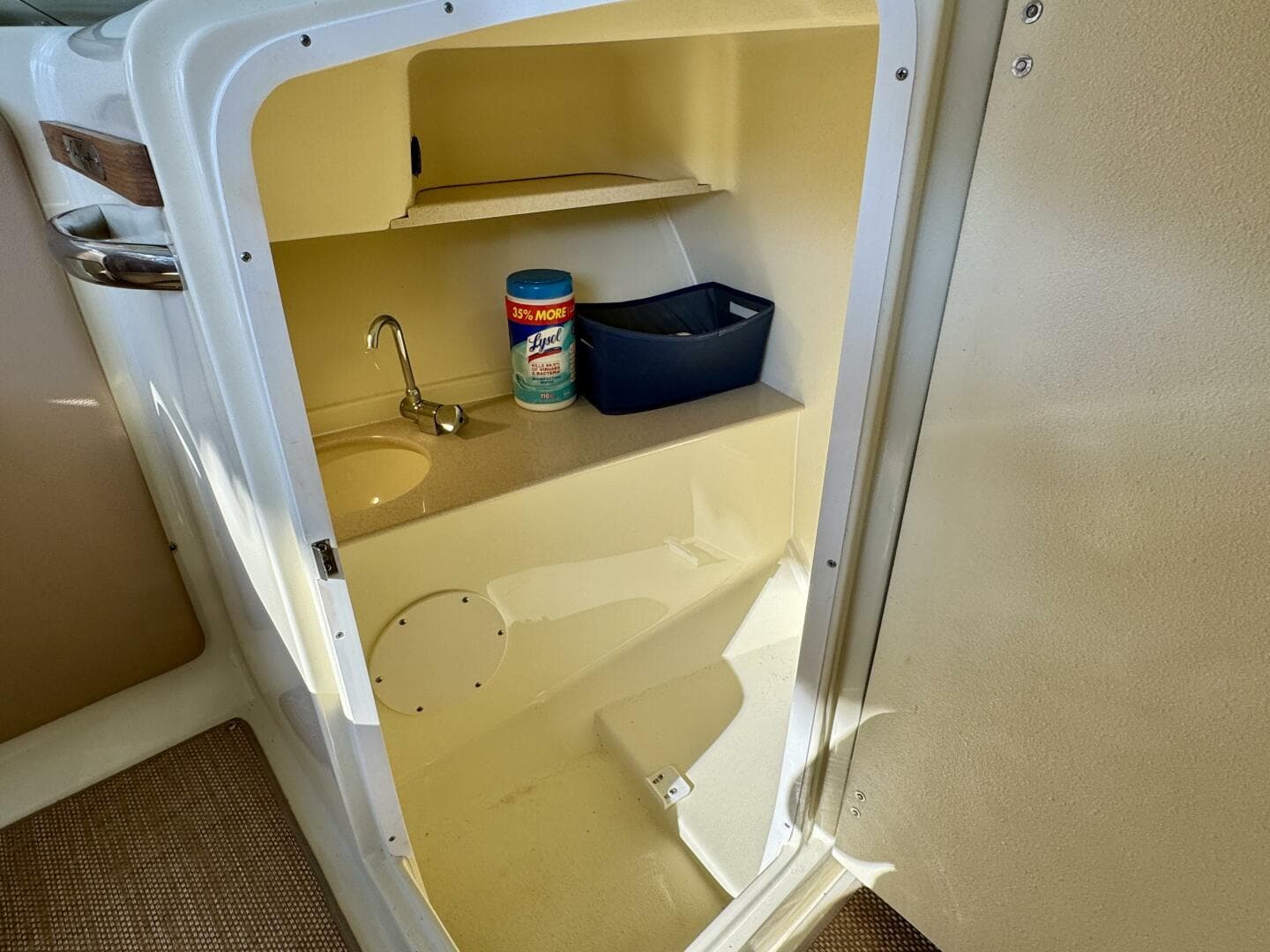 2018 Chris-Craft Launch 27 Heritage Trim Edition - Surf — photo 37