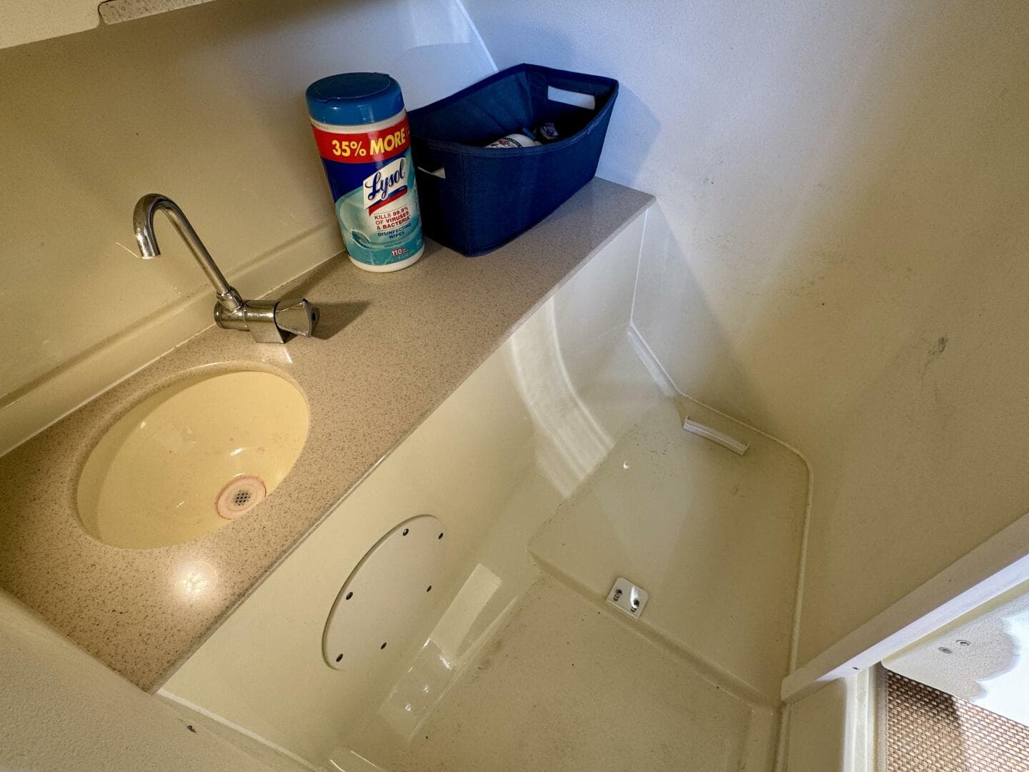 2018 Chris-Craft Launch 27 Heritage Trim Edition - Surf — photo 39