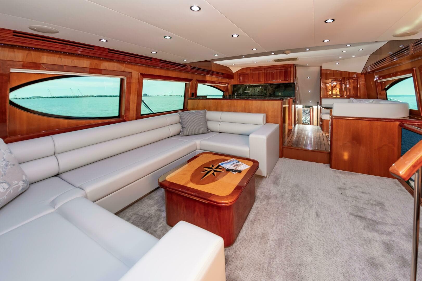 2008 Hatteras 64 Enclosed Bridge — photo 35