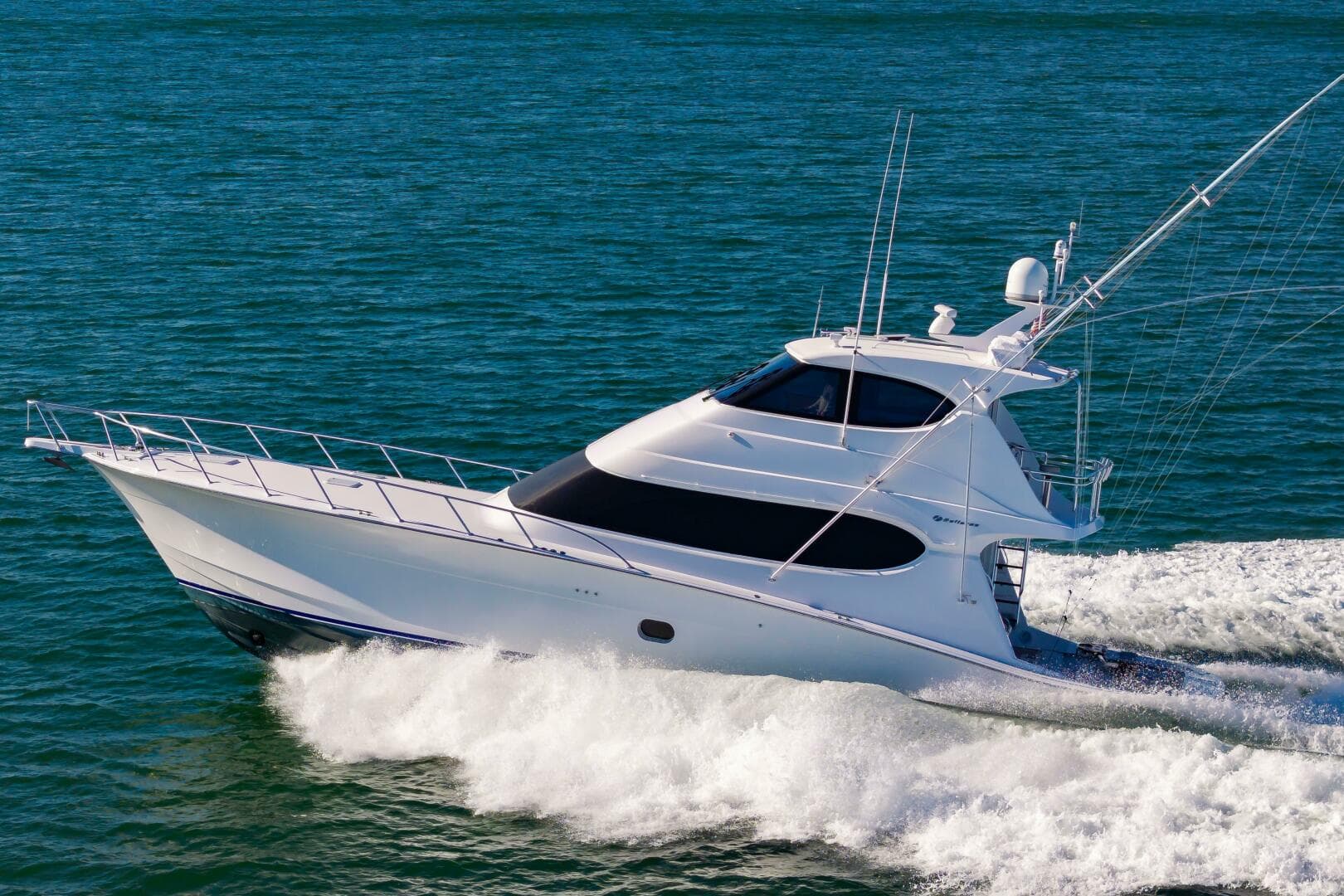 2008 Hatteras 64 Enclosed Bridge — photo 2