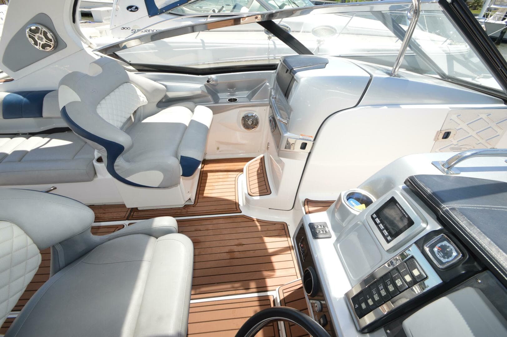 2013 Chaparral 327 Ssx — photo 24