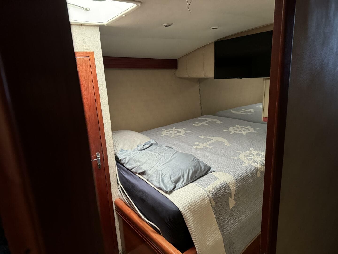 1980 Hatteras Convertible — photo 63