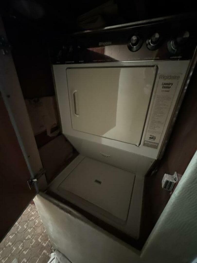 1980 Hatteras Convertible — photo 73