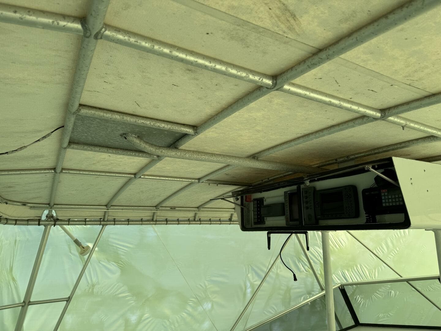 1980 Hatteras Convertible — photo 22