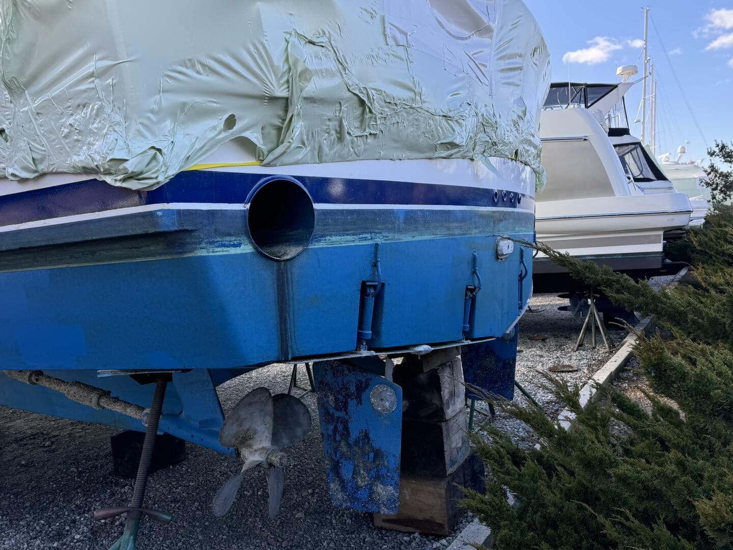 1980 Hatteras Convertible — photo 11