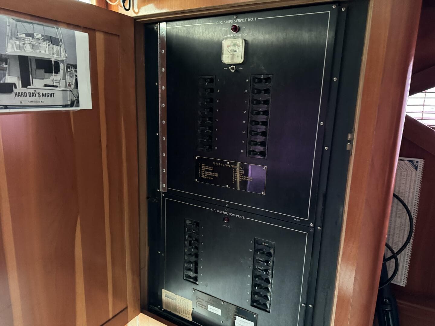 1980 Hatteras Convertible — photo 54