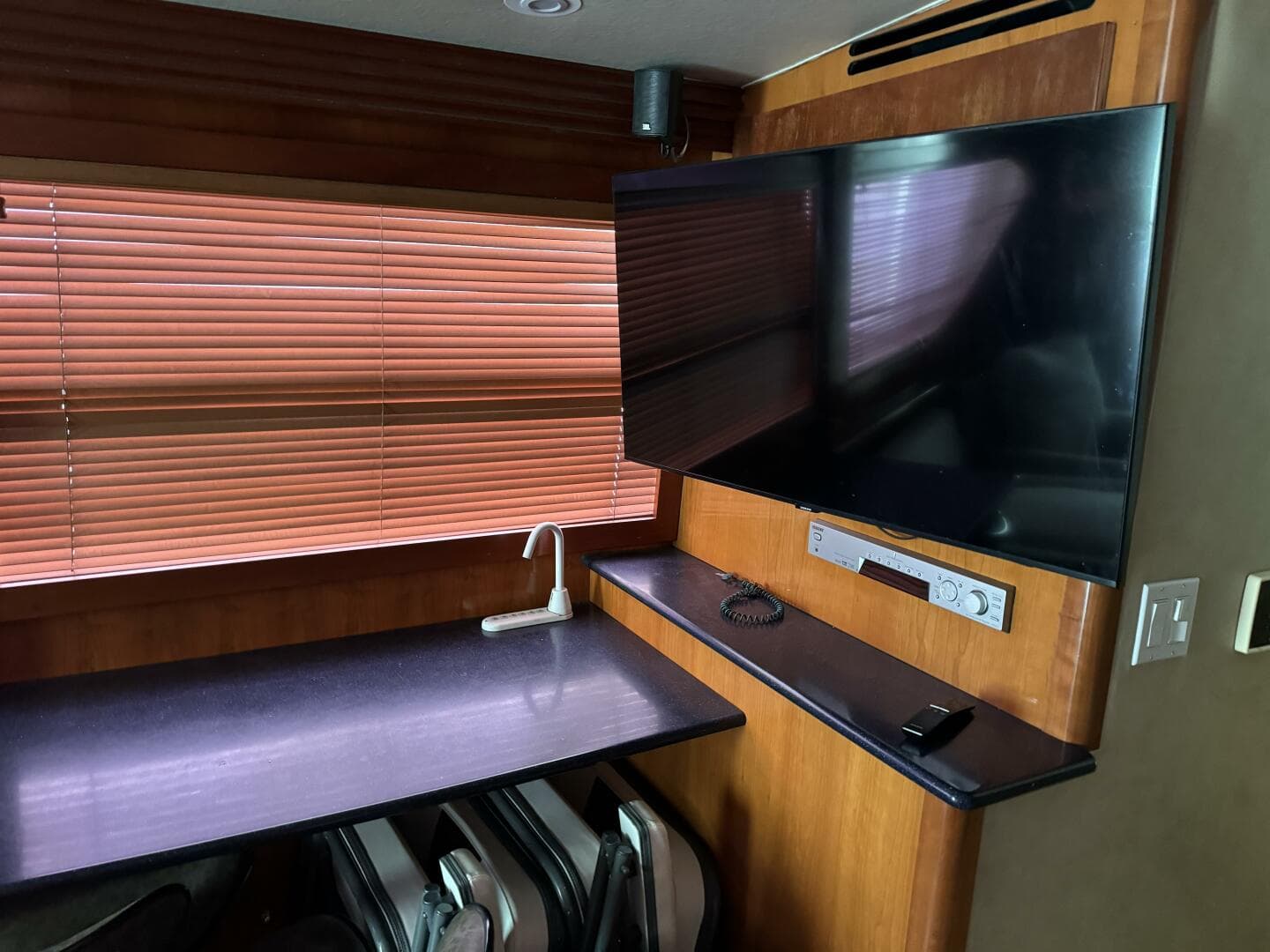 1980 Hatteras Convertible — photo 49