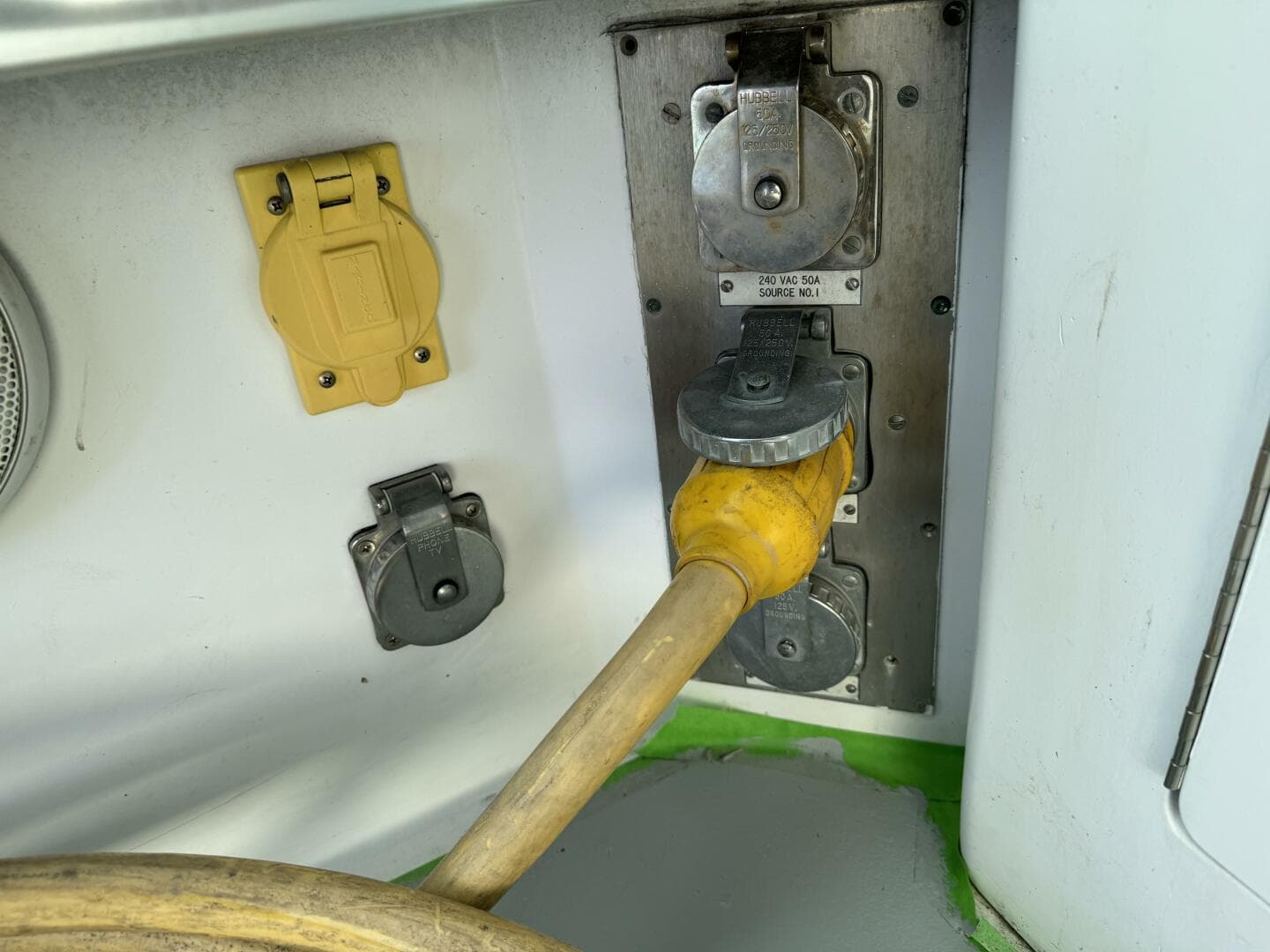 1980 Hatteras Convertible — photo 41