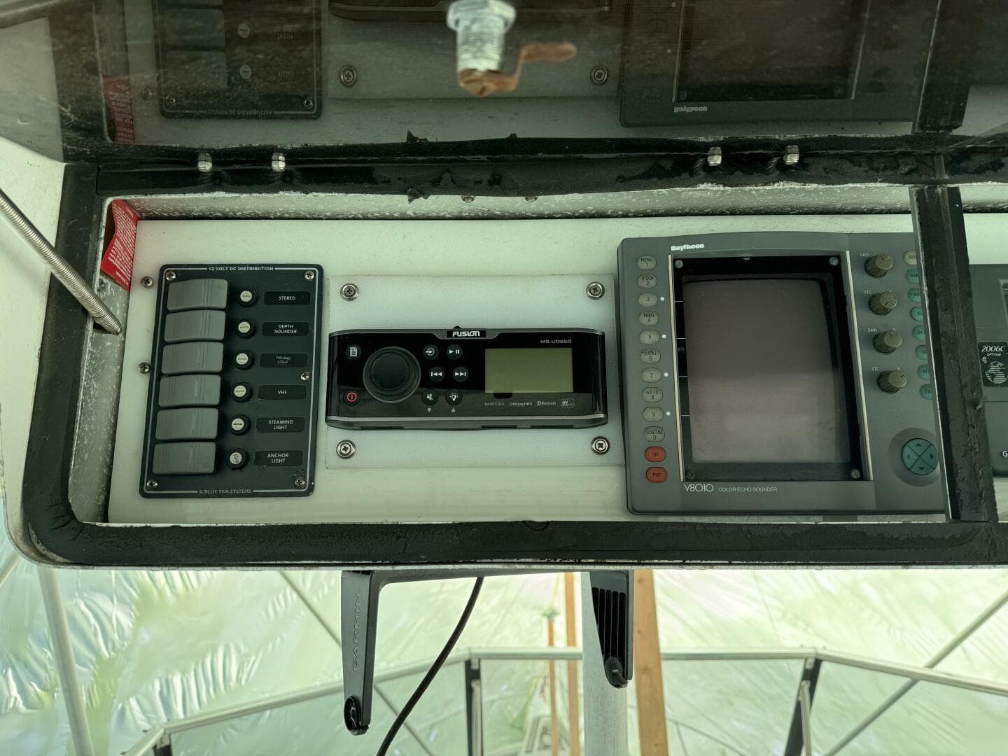 1980 Hatteras Convertible — photo 17