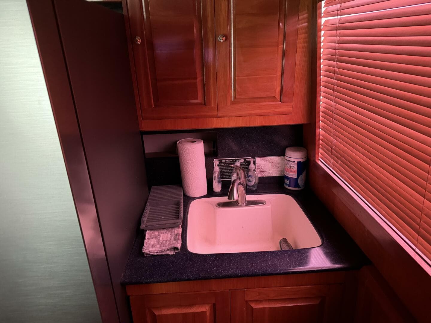 1980 Hatteras Convertible — photo 48