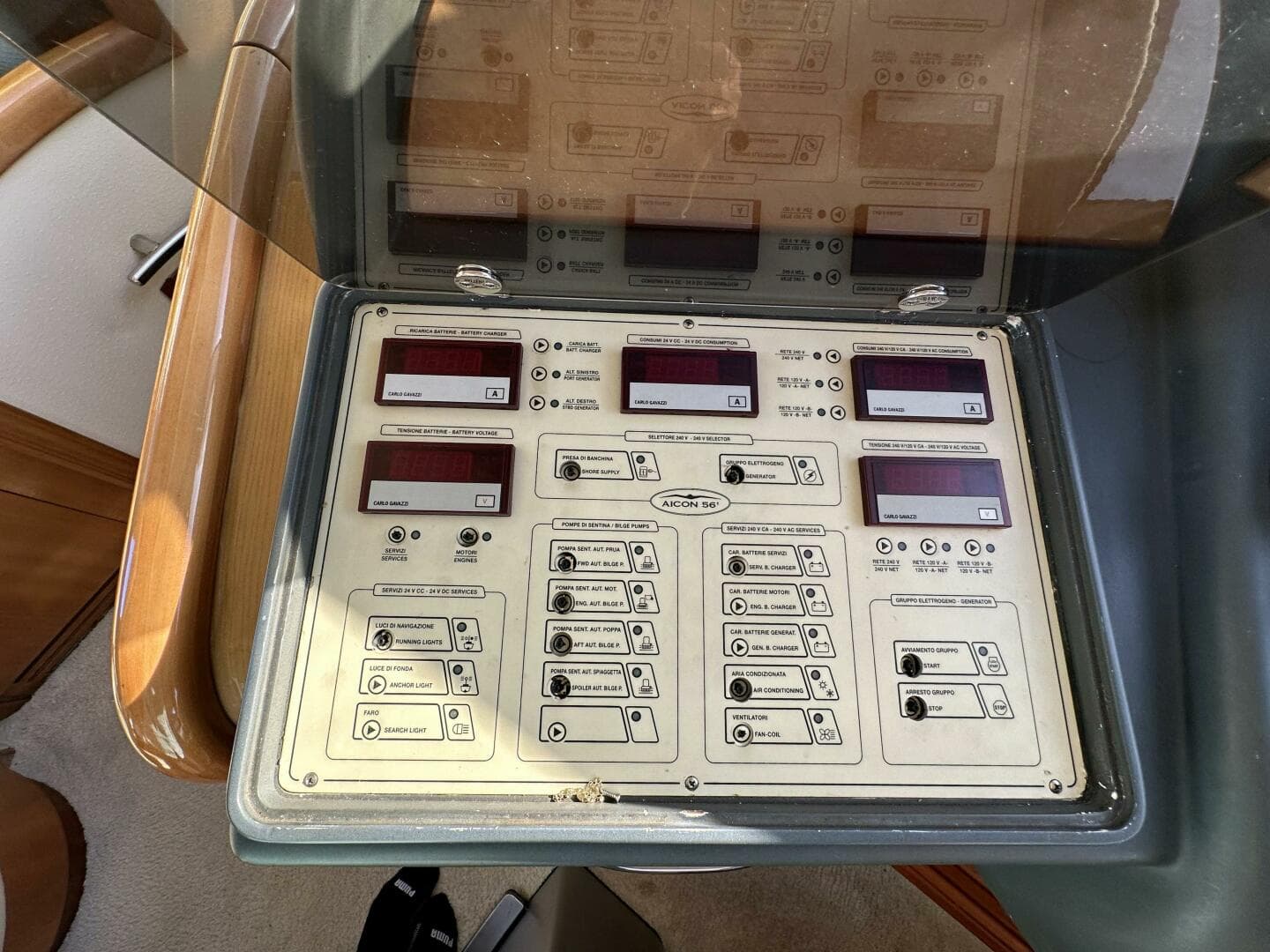 2003 Aicon 56 Flybridge — photo 17