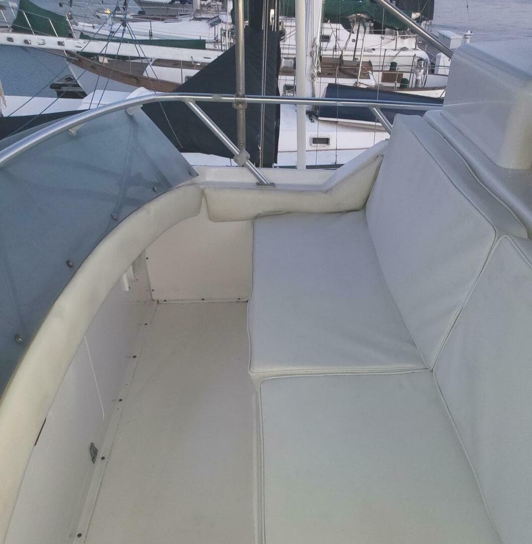 1988 Bertram 37 Convertible — photo 17