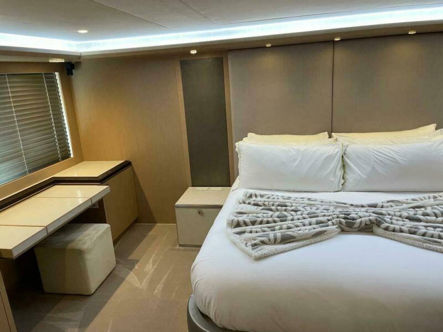 2015 Monte Carlo Yachts 86 — photo 68