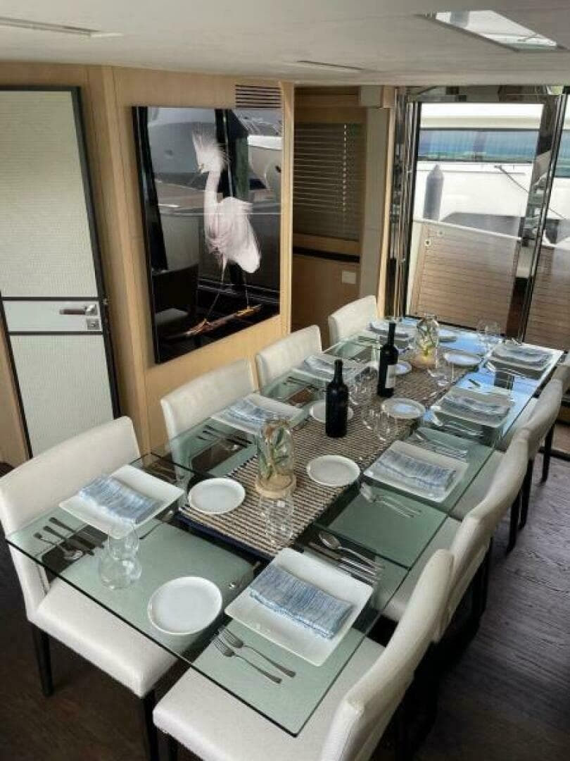 2015 Monte Carlo Yachts 86 — photo 51